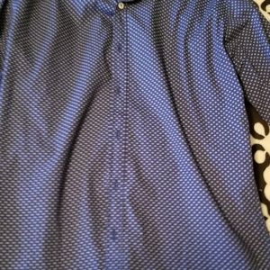 Slim fit dress shirt